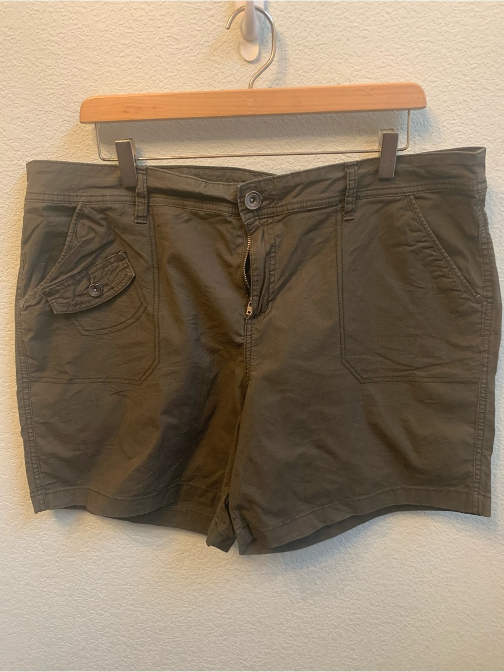 Style & Co. Olive Green Utility Pull-On Shorts